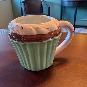 Pfaltzgraff Mint and Brown Cupcake Mug